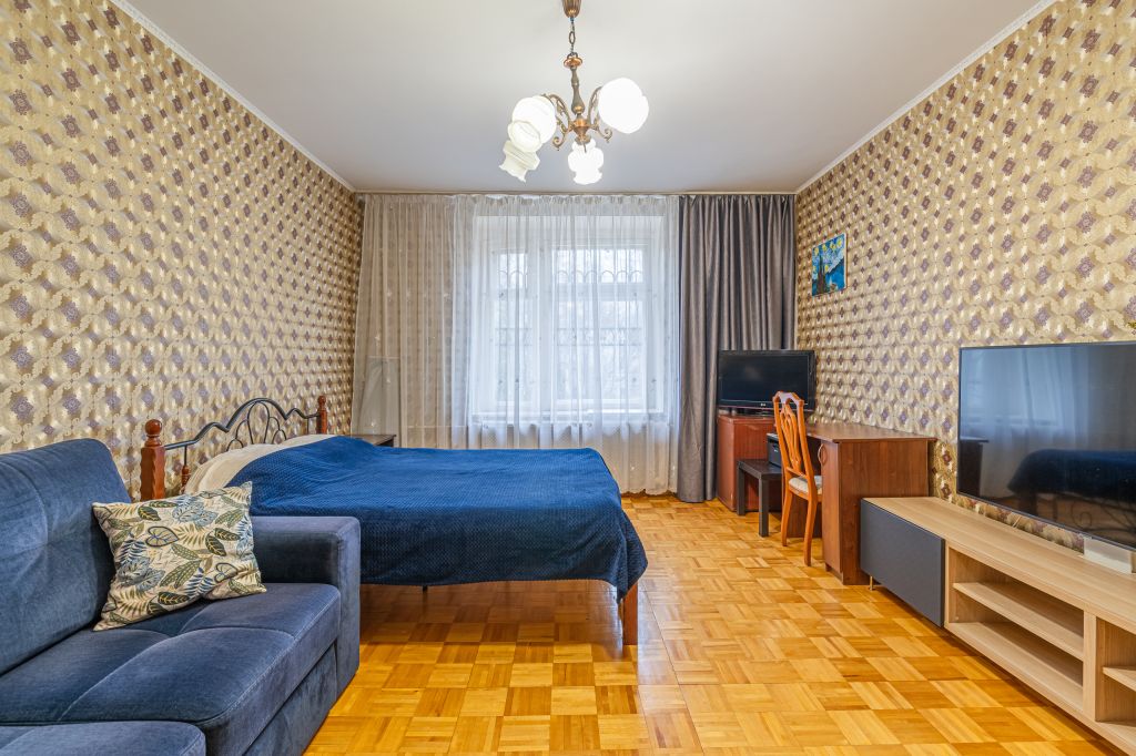 Продажа 3-комнатной квартиры, Ярославль, Максимова ул,  10
