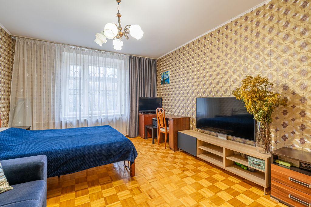 Продажа 3-комнатной квартиры, Ярославль, Максимова ул,  10
