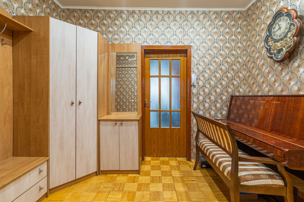 Продажа 3-комнатной квартиры, Ярославль, Максимова ул,  10