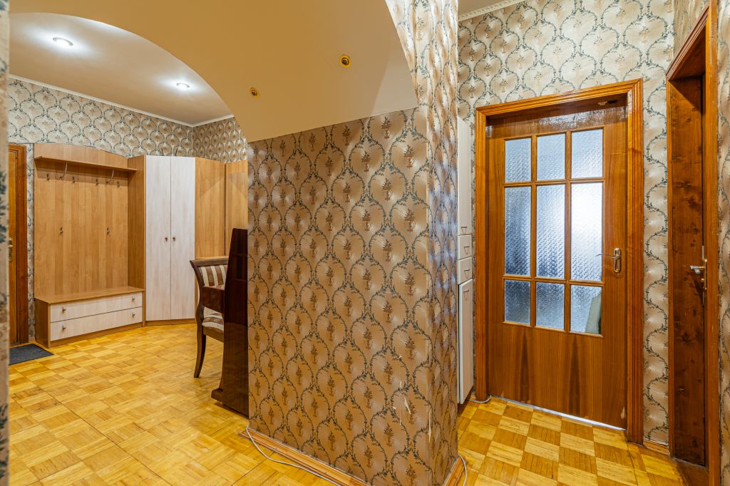 Продажа 3-комнатной квартиры, Ярославль, Максимова ул,  10