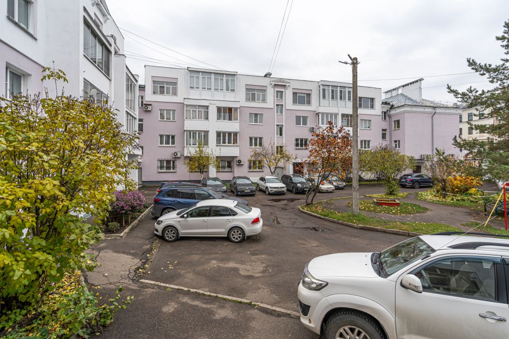 Продажа 3-комнатной квартиры, Ярославль, Максимова ул,  10