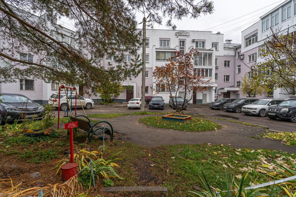 Продажа 3-комнатной квартиры, Ярославль, Максимова ул,  10