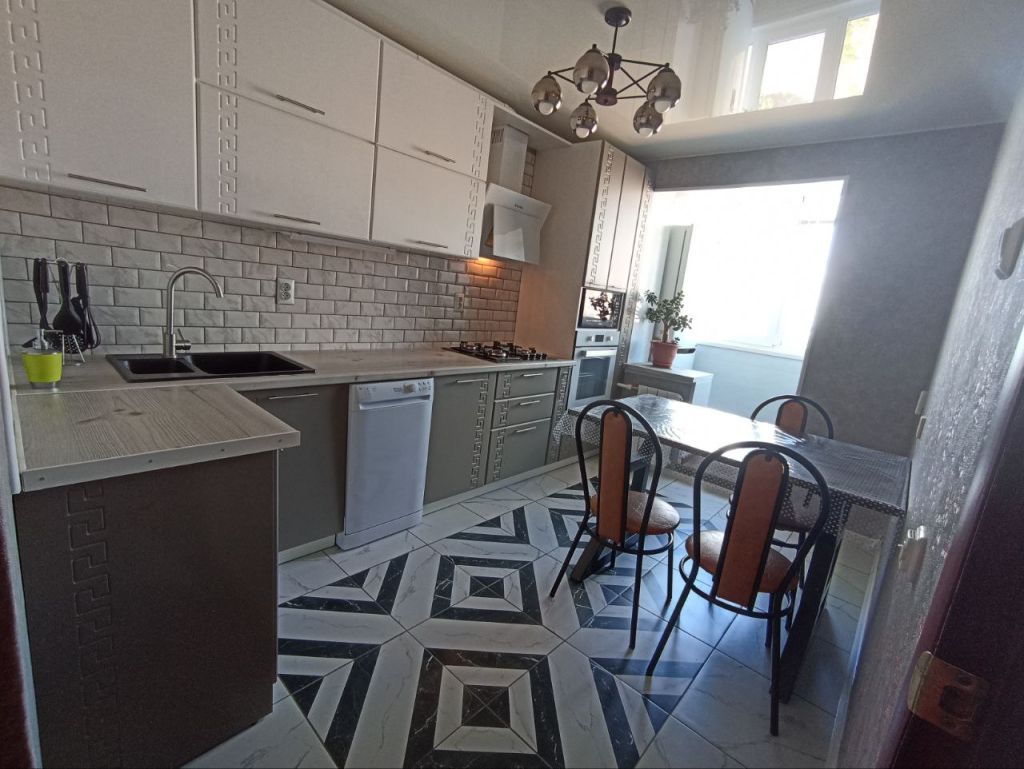 Продажа 3-комнатной квартиры, Кострома, Индустриальная ул,  30