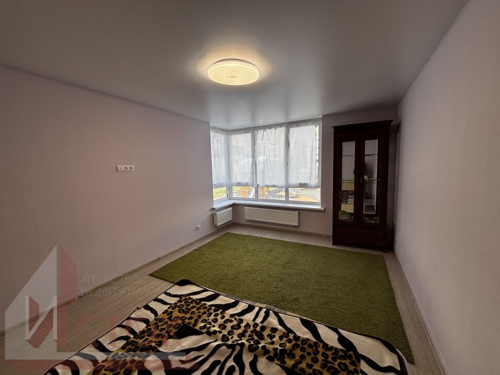 Аренда 1-комнатной квартиры, Саратов, Героев Отечества пр-кт,  5А