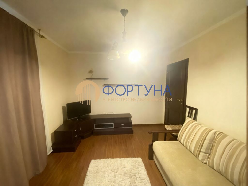Продажа 3-комнатной квартиры, Белгород, Победы ул,  49