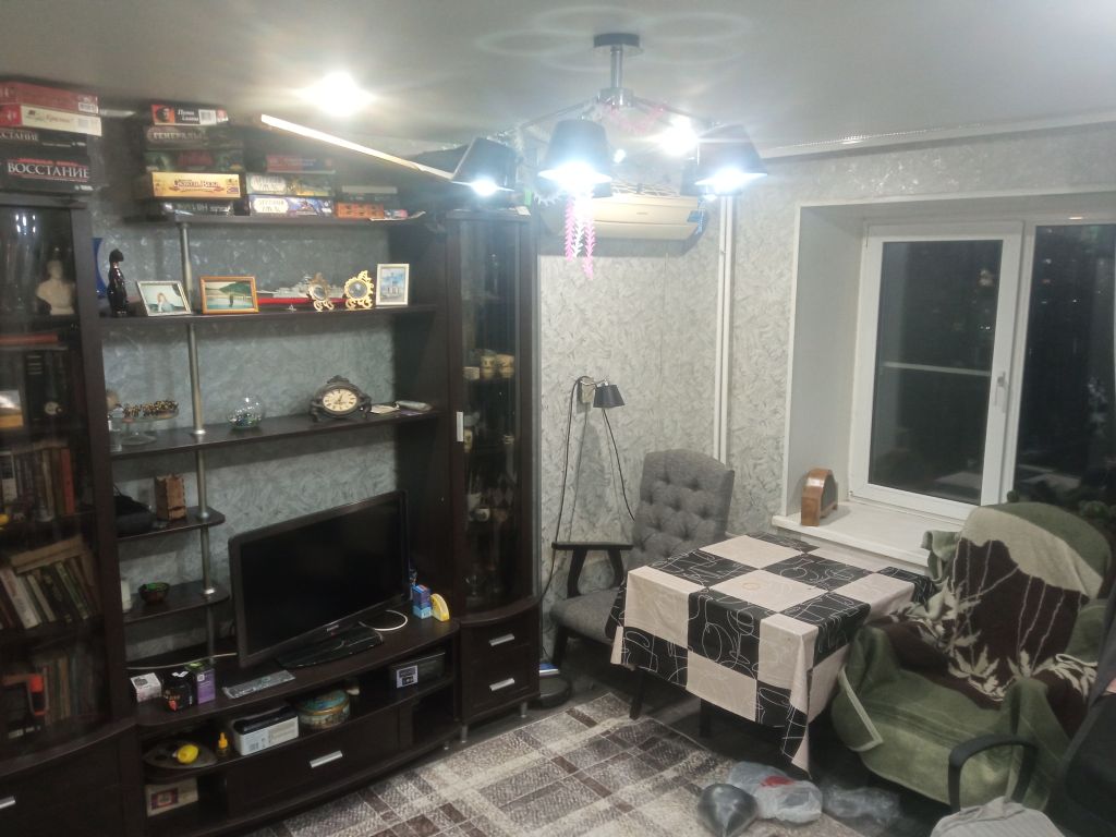 Продажа 1-комнатной квартиры, Нижний Новгород, Политбойцов ул,  19