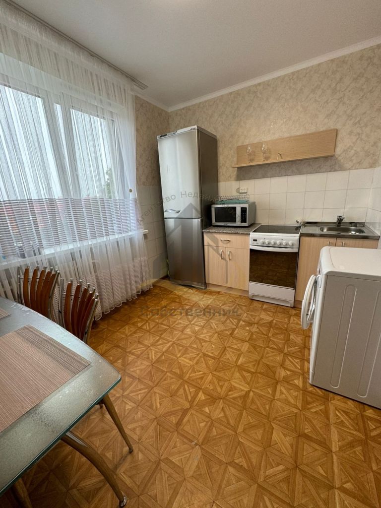 Аренда 1-комнатной квартиры, Старый Оскол, Восточный мкр,  6