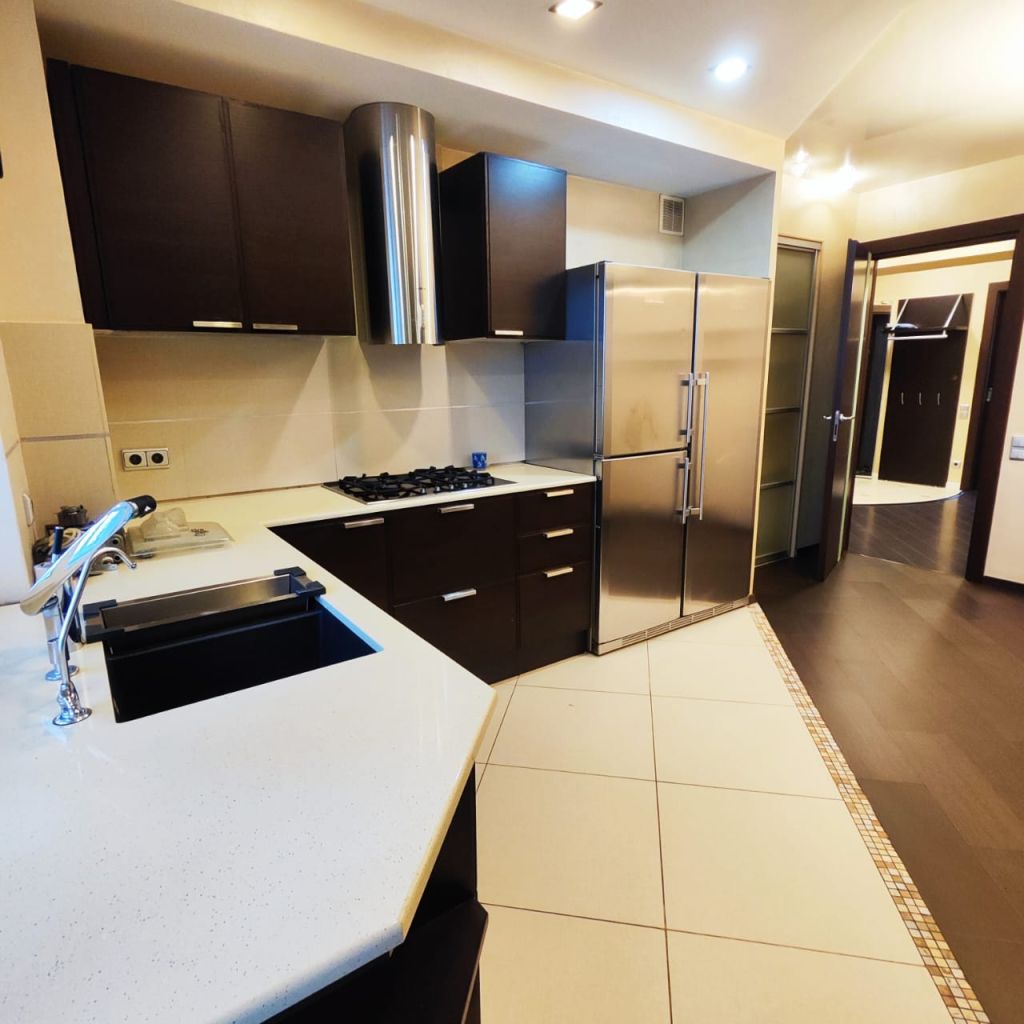 Продажа 3-комнатной квартиры, Ярославль, Мельничная 2-я ул,  38