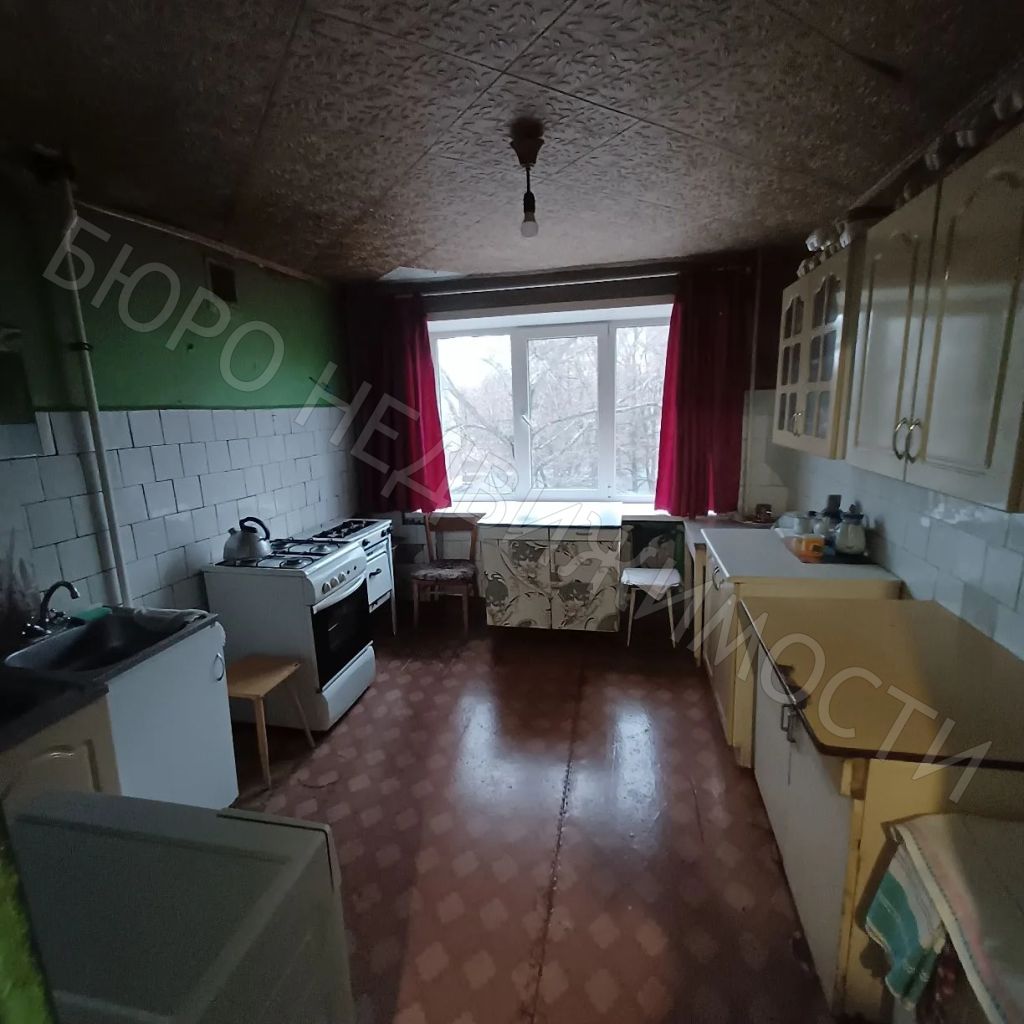 Продажа комнаты, 10м <sup>2</sup>, Балашов, Энтузиастов ул,  8