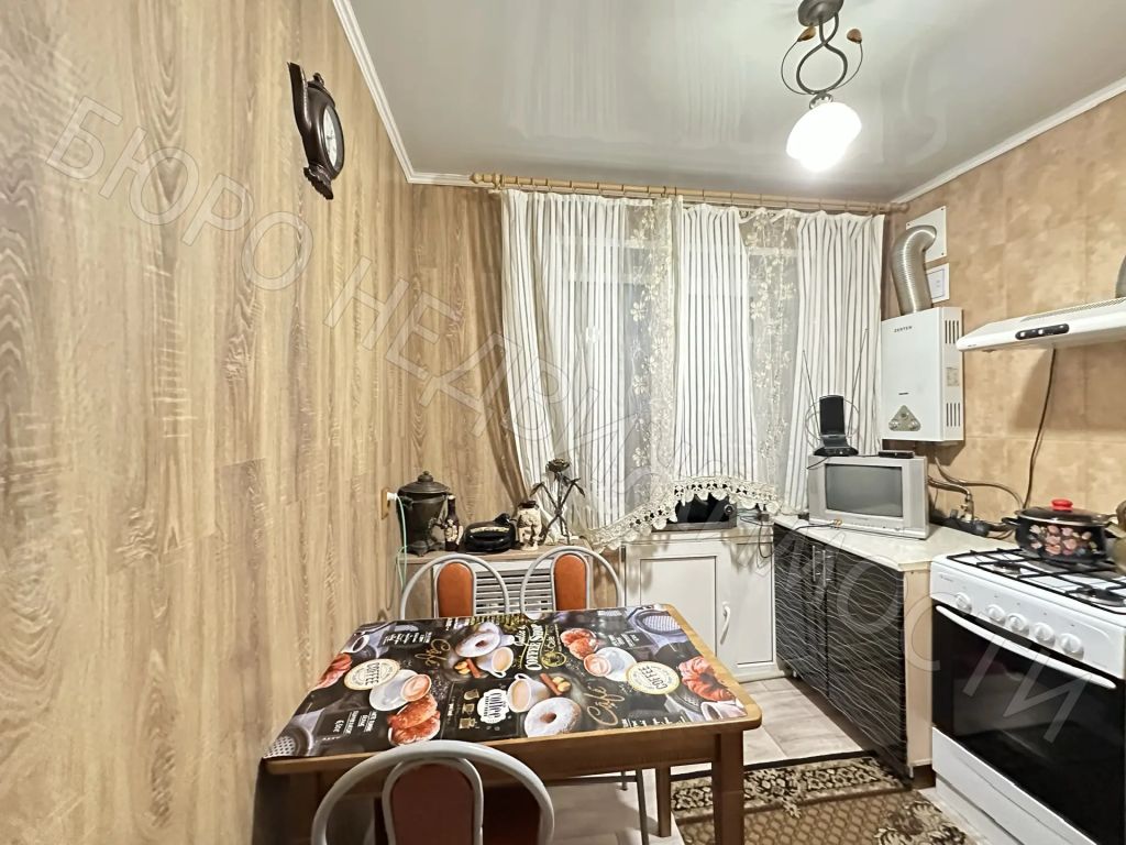 Продажа 4-комнатной квартиры, Балашов, 167 Стрелковой Дивизии ул,  22А