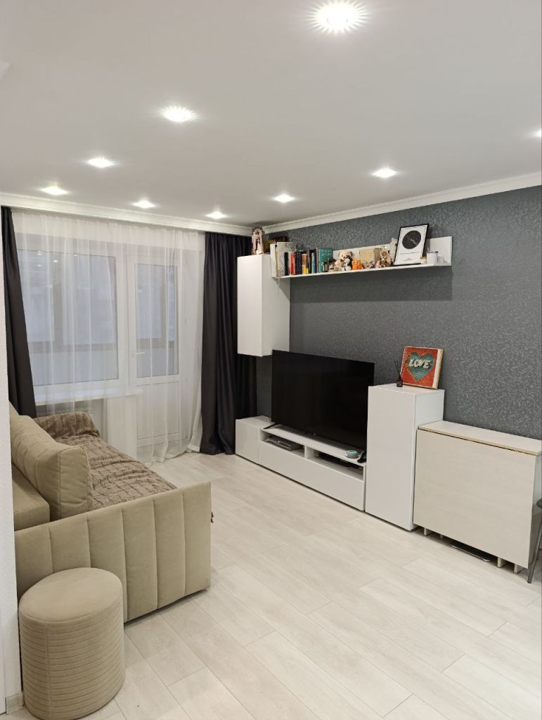 Продажа 1-комнатной квартиры, Нижний Новгород, Щербинки 1-й микрорайон,  1