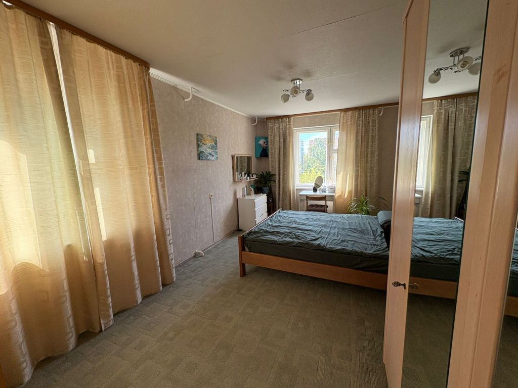 Продажа 4-комнатной квартиры, Нижний Новгород, 6-й микрорайон,  29