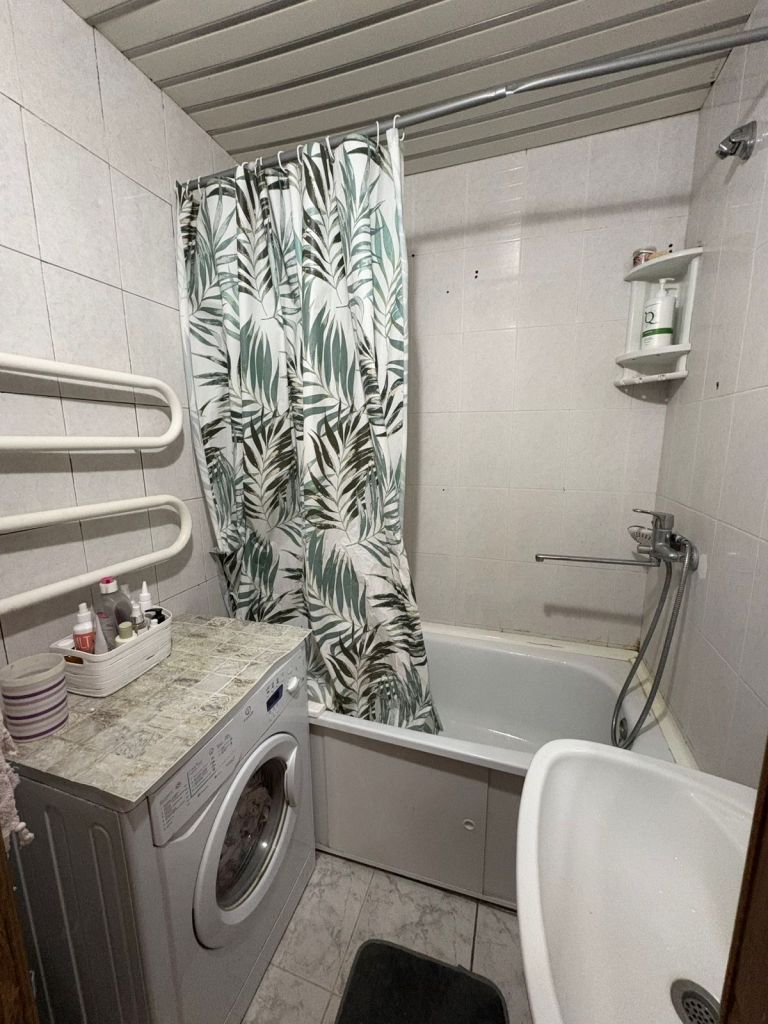 Продажа 4-комнатной квартиры, Нижний Новгород, 6-й микрорайон,  29