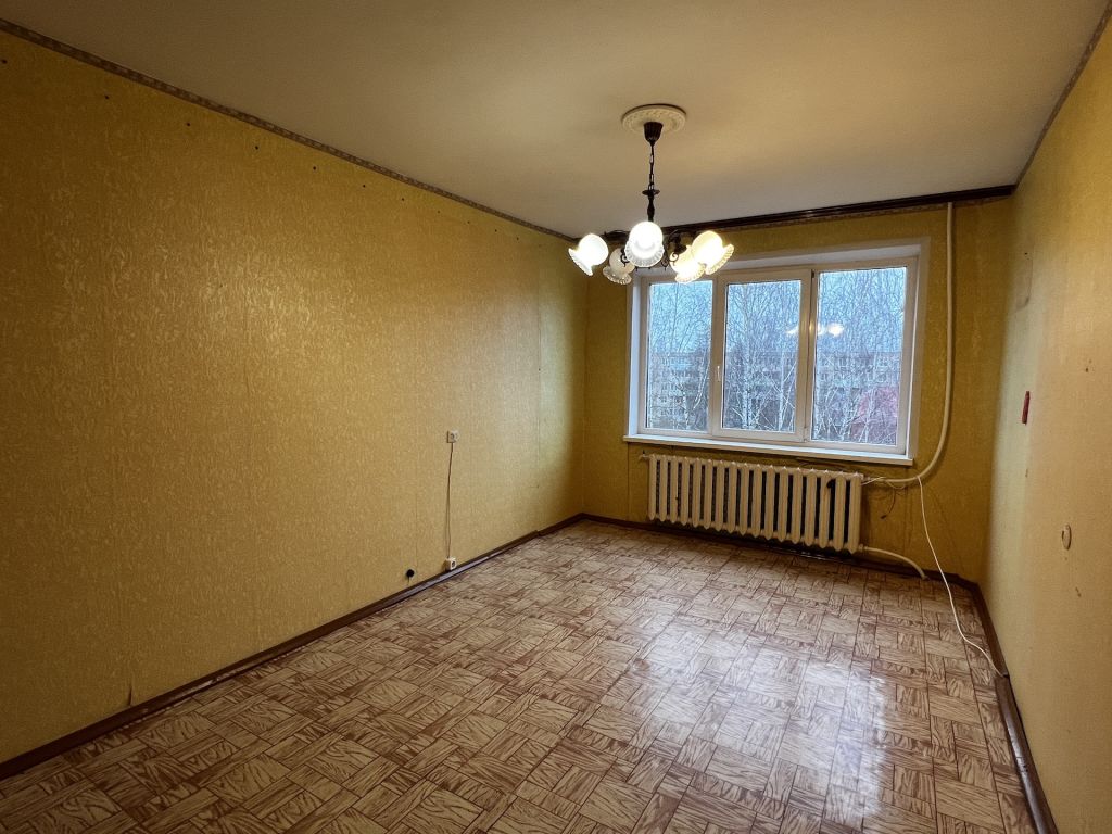 Продажа 3-комнатной квартиры, Собинка, Центральная ул,  20