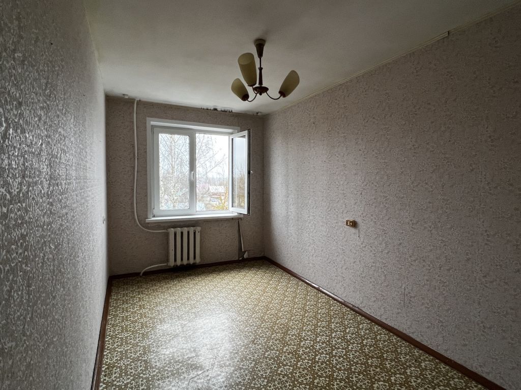 Продажа 3-комнатной квартиры, Собинка, Центральная ул,  20