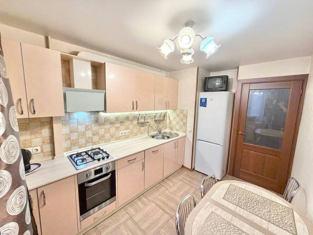 Аренда 2-комнатной квартиры, Ярославль, Республиканская ул,  77