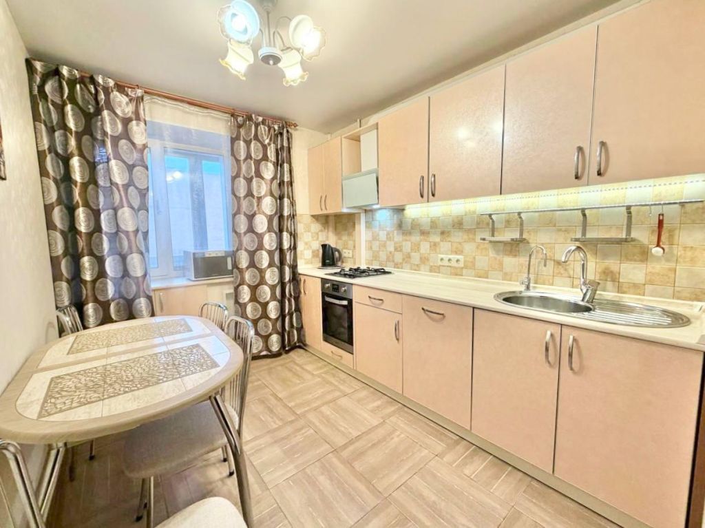 Аренда 2-комнатной квартиры, Ярославль, Республиканская ул,  77