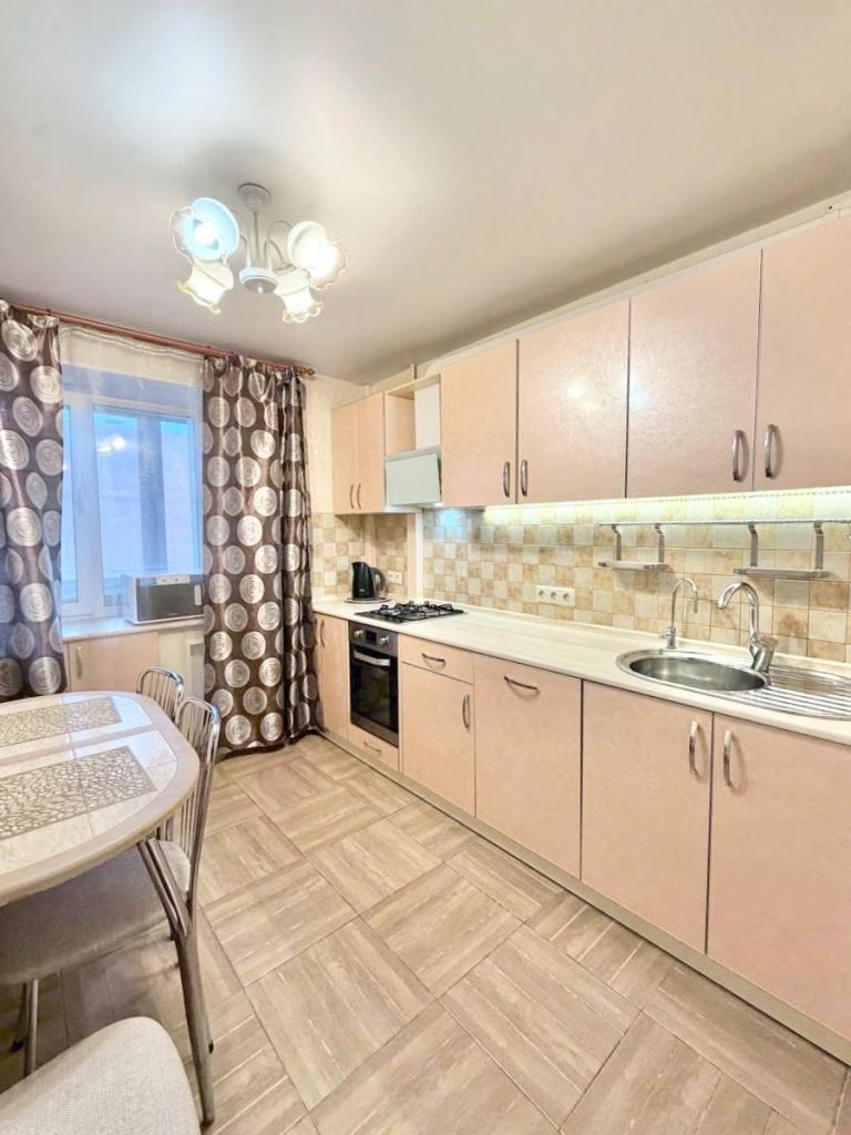 Аренда 2-комнатной квартиры, Ярославль, Республиканская ул,  77