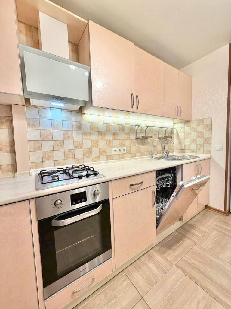 Аренда 2-комнатной квартиры, Ярославль, Республиканская ул,  77