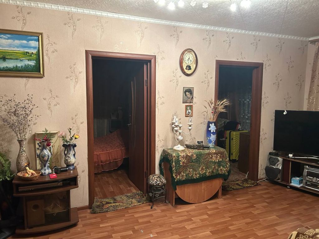 Продажа 4-комнатной квартиры, Дзержинск, Сухаренко ул,  5