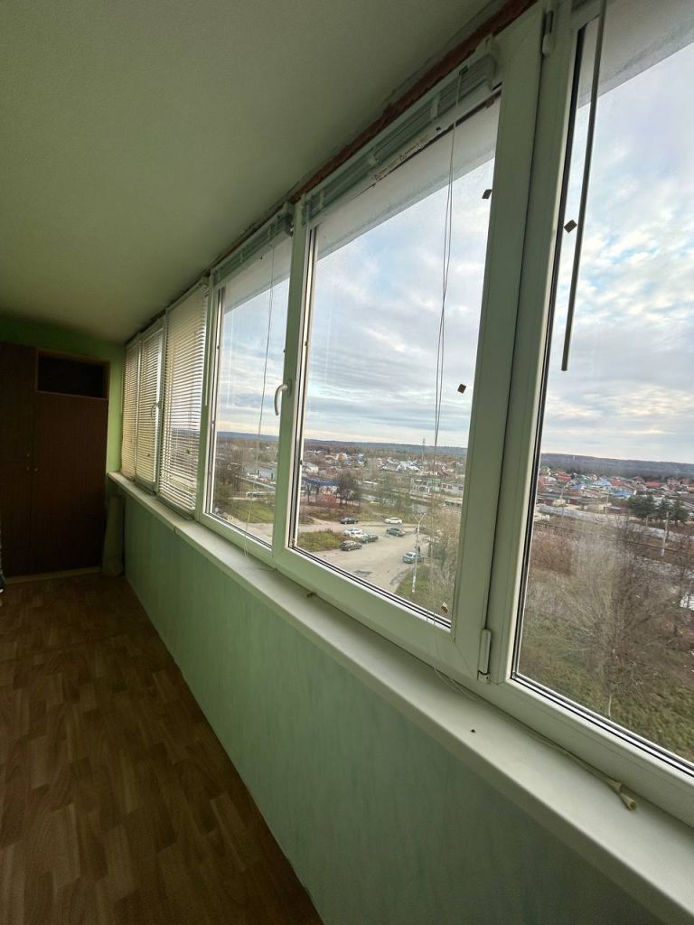 Продажа 4-комнатной квартиры, Дзержинск, Химиков б-р,  8/14