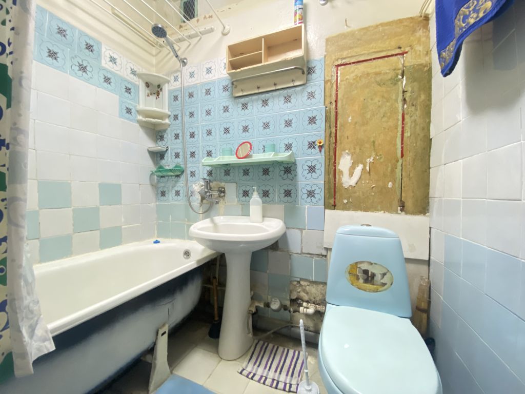 Продажа 1-комнатной квартиры, Новомосковск, Трудовые Резервы ул,  70а