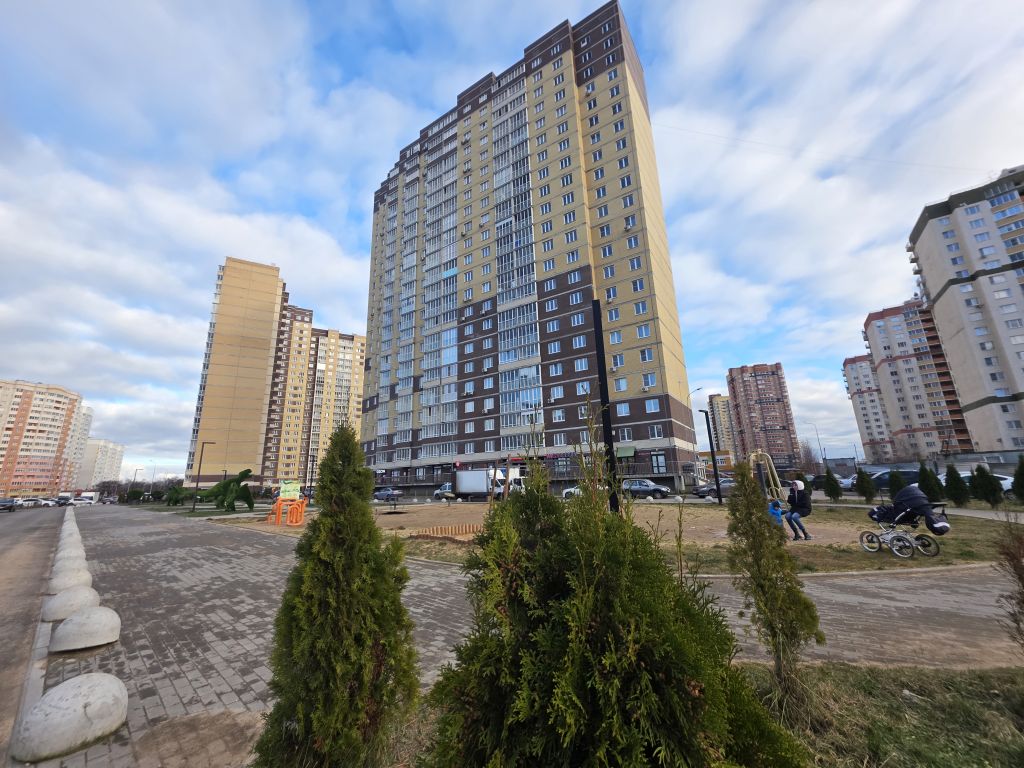 Продажа 3-комнатной новостройки, Тверь, Оснабрюкская ул,  22