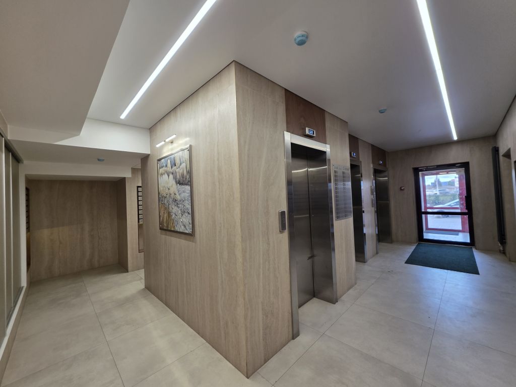 Продажа 3-комнатной новостройки, Тверь, Оснабрюкская ул,  22