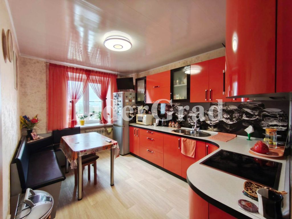 Продажа 3-комнатной квартиры, Ярославль, Ярославская ул,  153 к2