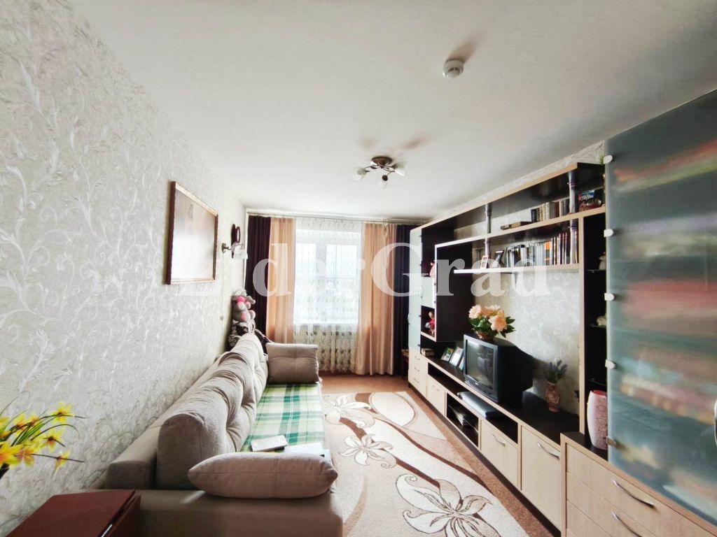 Продажа 3-комнатной квартиры, Ярославль, Ярославская ул,  153 к2