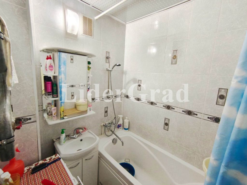 Продажа 3-комнатной квартиры, Ярославль, Ярославская ул,  153 к2