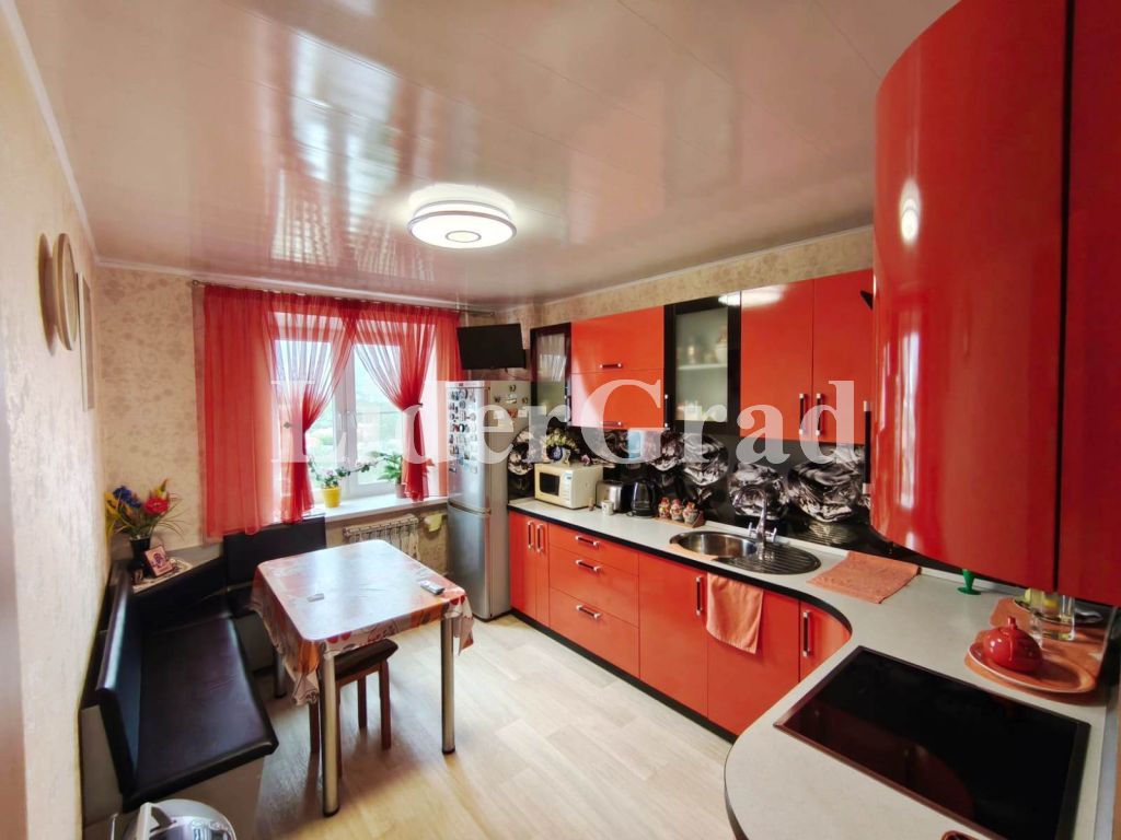 Продажа 3-комнатной квартиры, Ярославль, Ярославская ул,  153 к2