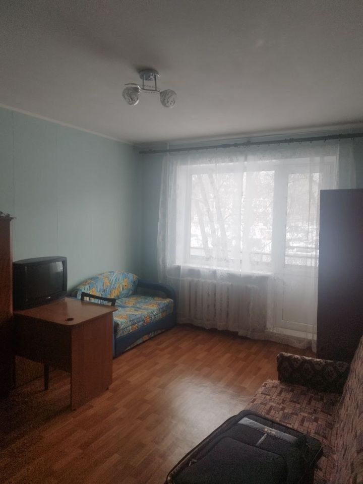 Продажа 1-комнатной квартиры, Саратов, Тархова ул,  3