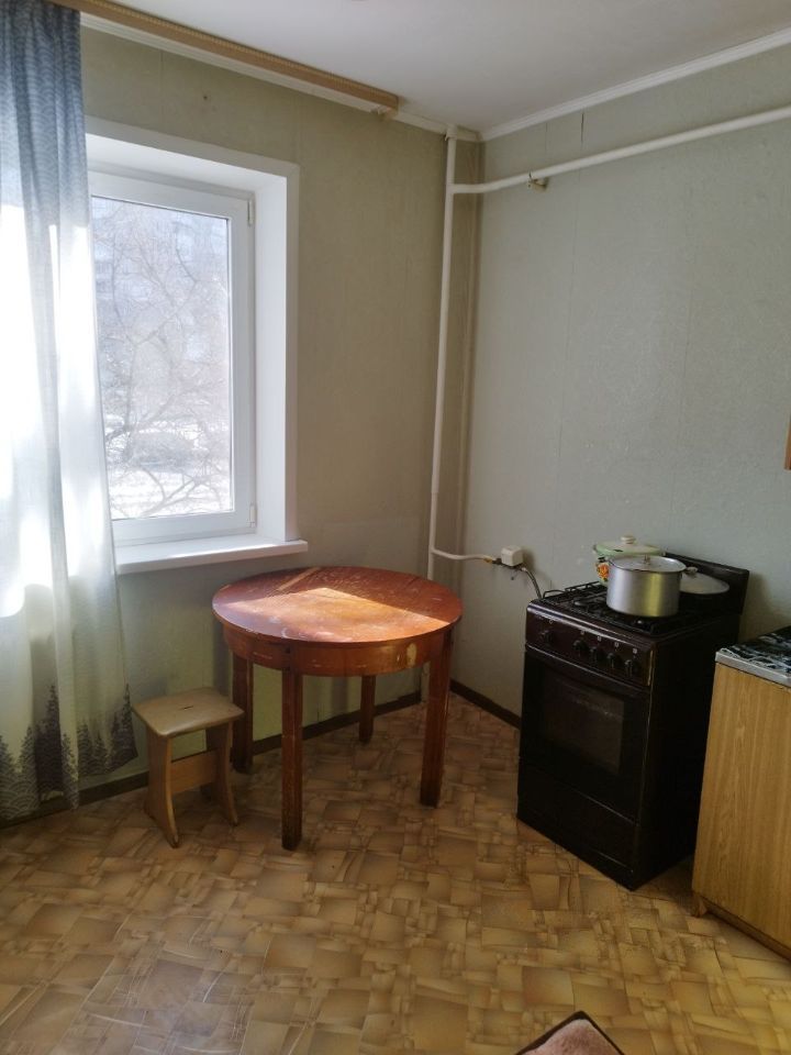 Продажа 1-комнатной квартиры, Саратов, Тархова ул,  3