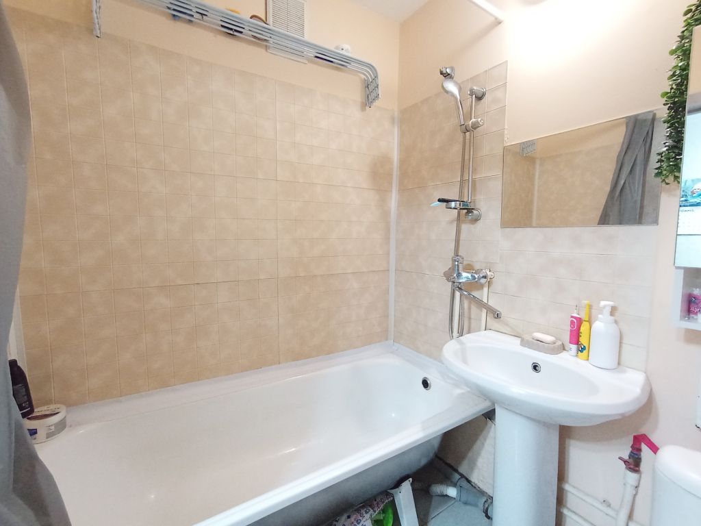 Продажа 1-комнатной квартиры, Казань, Колымская ул,  15