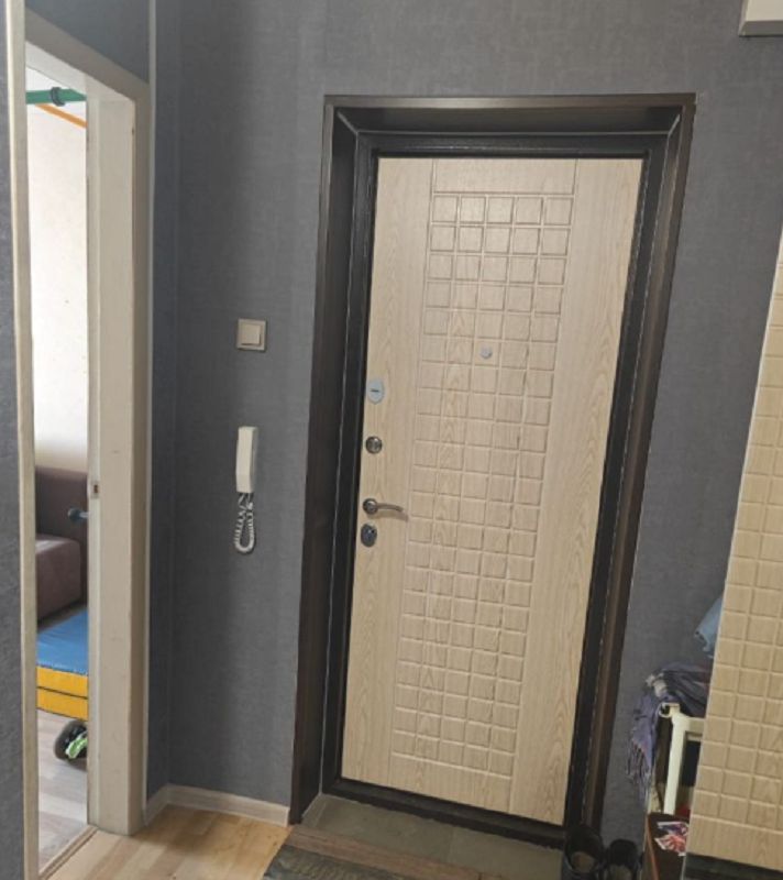 Продажа 3-комнатной квартиры, Энгельс, Золотовская ул,  14