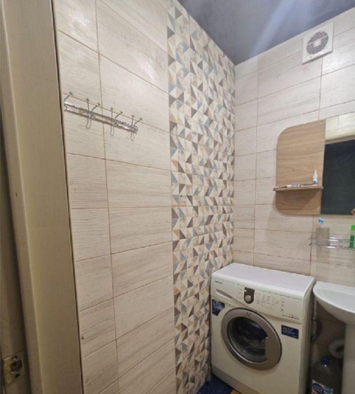 Продажа 3-комнатной квартиры, Энгельс, Золотовская ул,  14