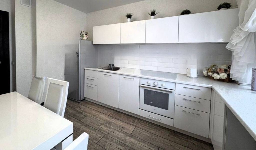 Продажа 2-комнатной квартиры, Саратов, Академика Антонова ул,  26Г