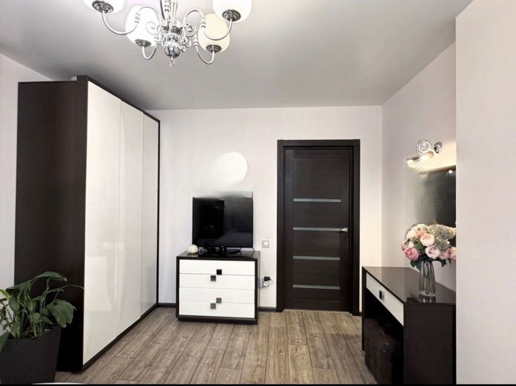 Продажа 2-комнатной квартиры, Саратов, Академика Антонова ул,  26Г