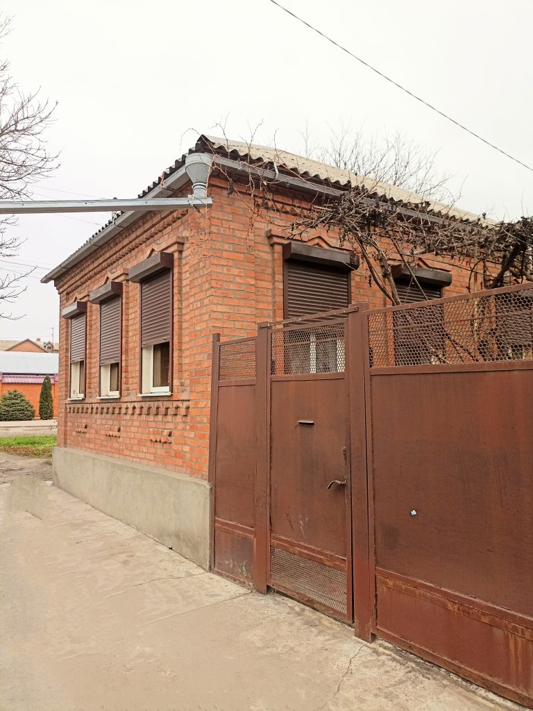 Продажа дома, 107м <sup>2</sup>, 4 сот., Батайск, М.Горького ул