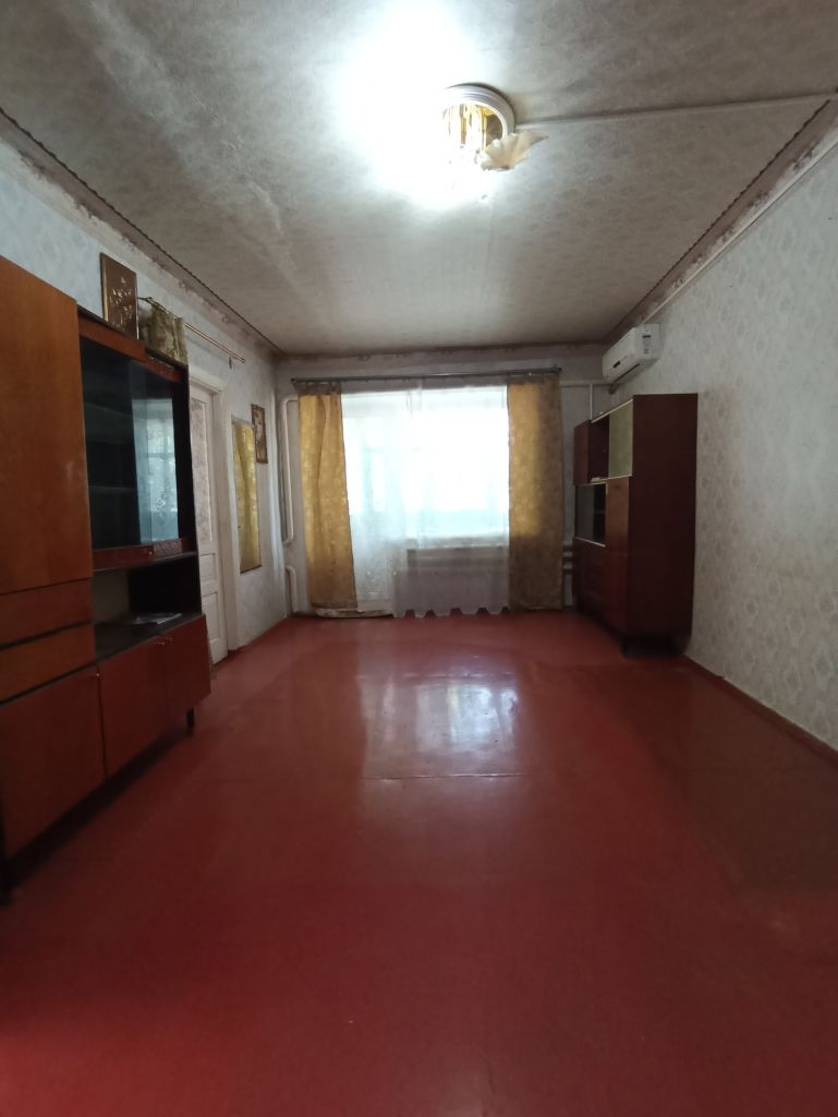 Продажа 3-комнатной квартиры, Батайск, Городской пер,  9