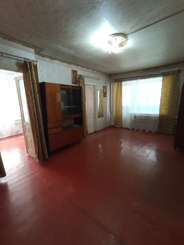 Продажа 3-комнатной квартиры, Батайск, Городской пер,  9