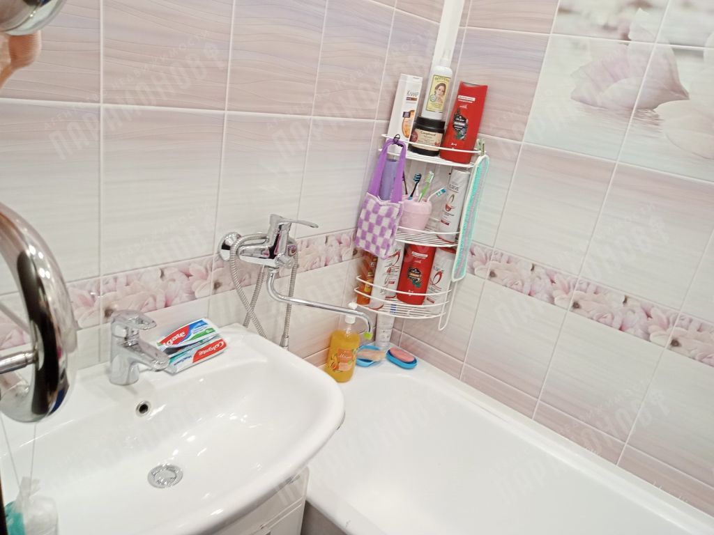 Продажа 2-комнатной квартиры, Тверь, Гончаровой ул,  8