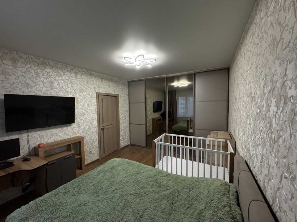 Продажа 1-комнатной квартиры, Тверь, Гусева б-р,  46