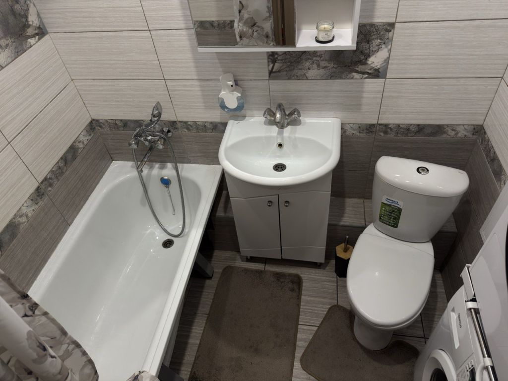 Продажа 1-комнатной квартиры, Тверь, Гусева б-р,  46