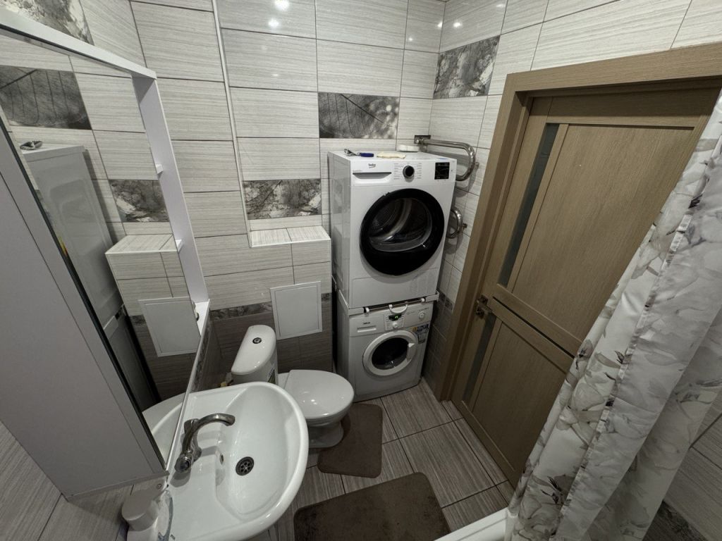 Продажа 1-комнатной квартиры, Тверь, Гусева б-р,  46