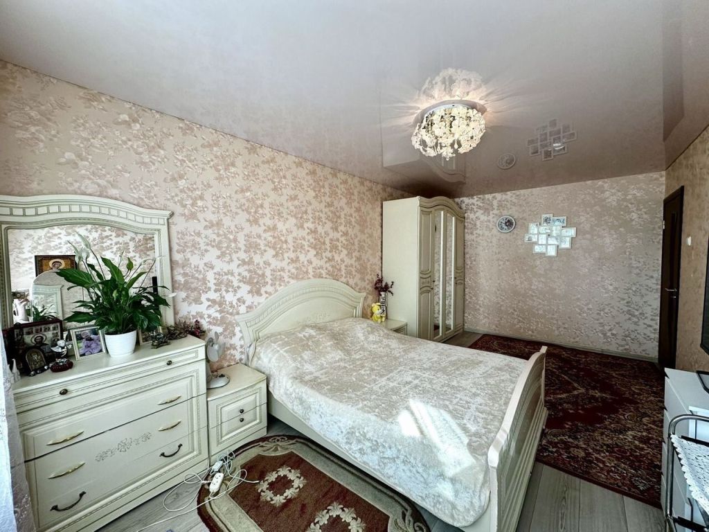 Продажа 3-комнатной квартиры, Кострома, Окружной 8-й проезд,  11