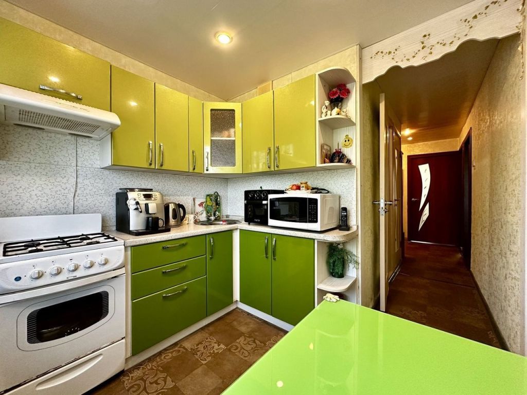 Продажа 3-комнатной квартиры, Кострома, Окружной 8-й проезд,  11