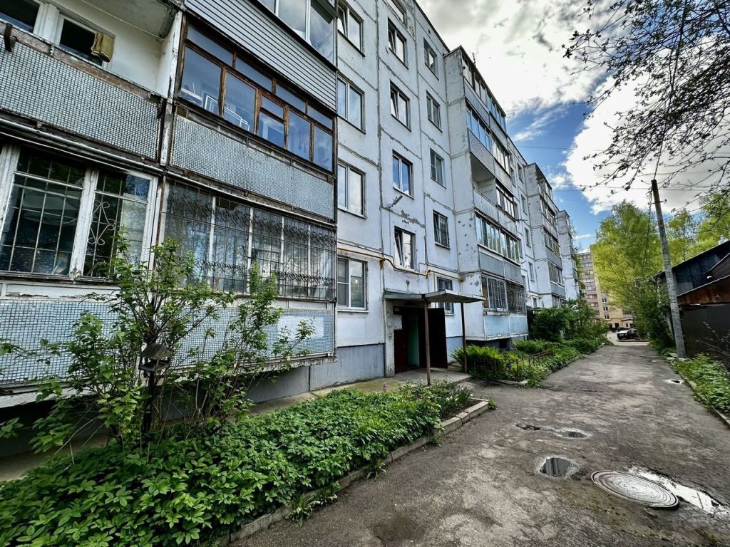 Продажа 3-комнатной квартиры, Кострома, Окружной 8-й проезд,  11