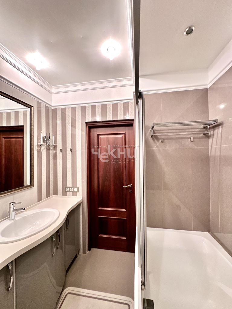 Продажа 3-комнатной квартиры, Нижний Новгород, Коминтерна ул,  139